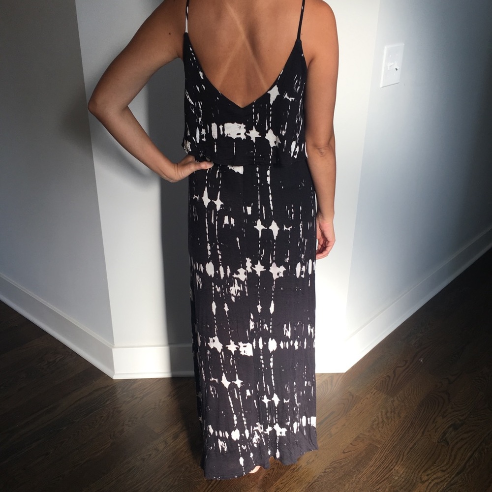Breezy Ruffle Maxi Dress - Picture 2 of 2
